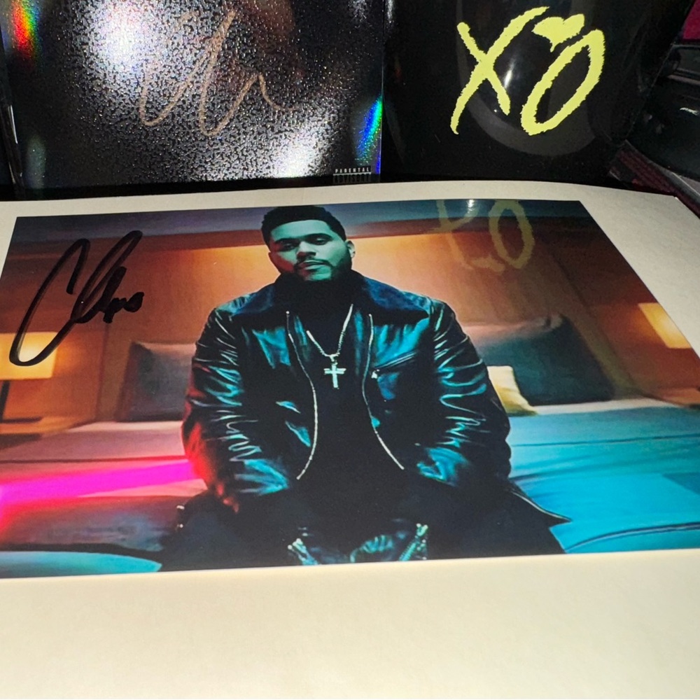 The Weeknd Hand Signed Starboy photo NY 2017